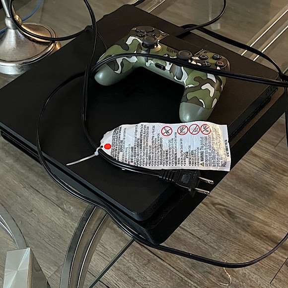 SONY PLAYSTATION 4 PRO